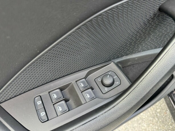 skoda-octavia-elektrisitetbensin-2021-big-19