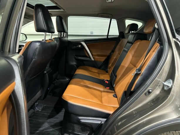 toyota-rav4-elektrisitetbensin-2017-big-10