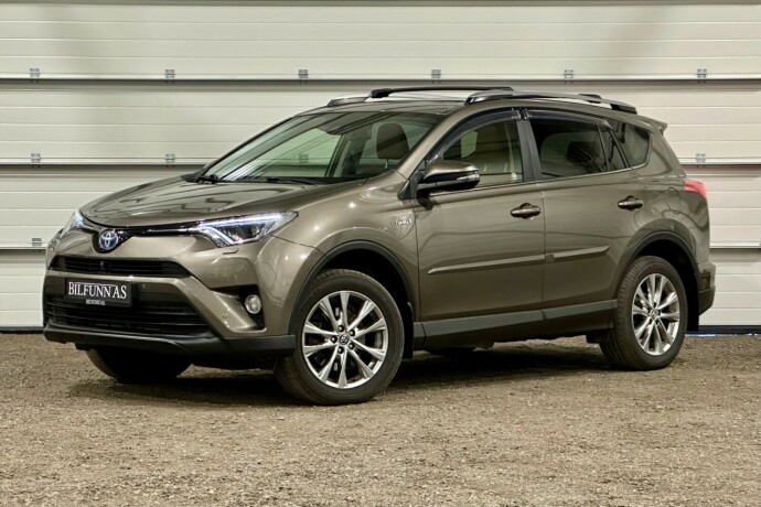toyota-rav4-elektrisitetbensin-2017-big-6