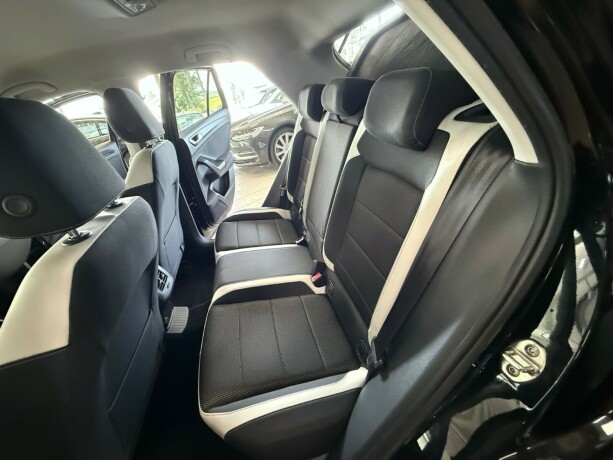 volkswagen-t-roc-diesel-2018-big-33