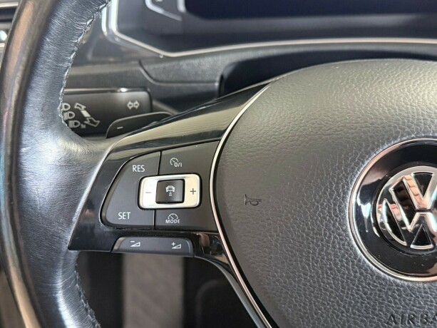 volkswagen-t-roc-diesel-2018-big-13