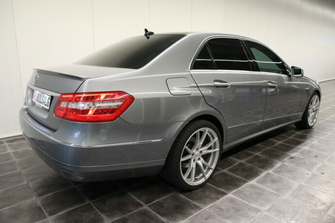 mercedes-benz-e-klasse-diesel-2011-big-11