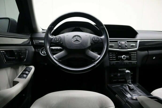 mercedes-benz-e-klasse-diesel-2011-big-20
