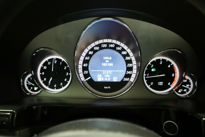 mercedes-benz-e-klasse-diesel-2011-big-26