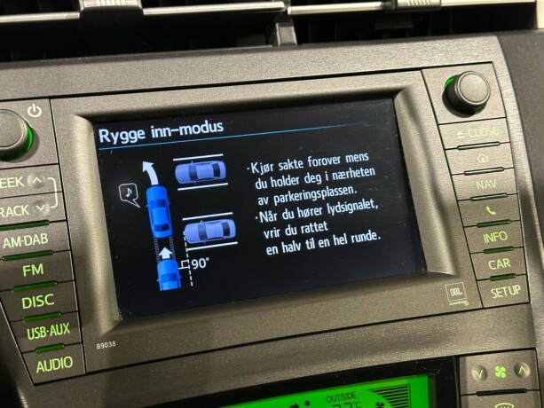toyota-prius-plug-in-hybrid-elektrisitetbensin-2013-big-20
