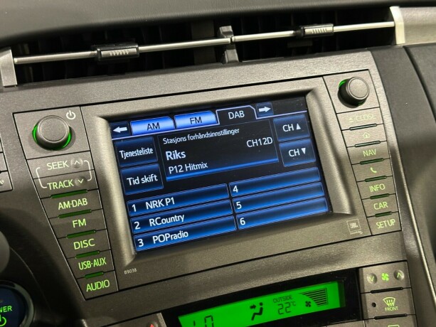 toyota-prius-plug-in-hybrid-elektrisitetbensin-2013-big-17