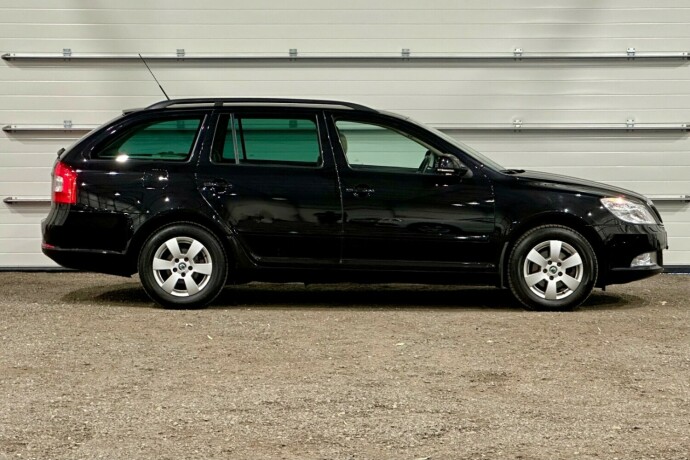 skoda-octavia-diesel-2010-big-1