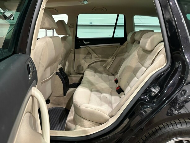 skoda-octavia-diesel-2010-big-11