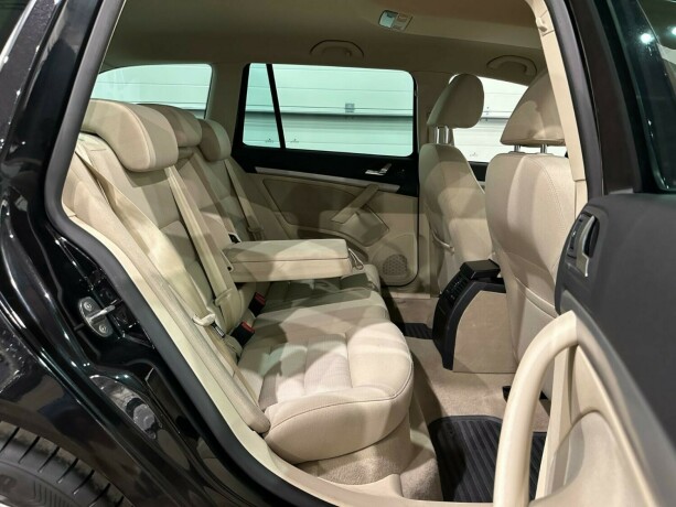 skoda-octavia-diesel-2010-big-10