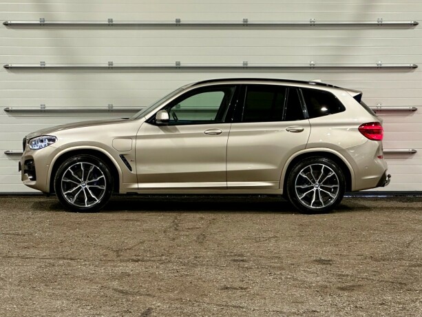 bmw-x3-elektrisitetbensin-2021-big-4