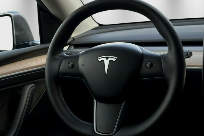 tesla-model-y-elektrisitet-2021-big-15
