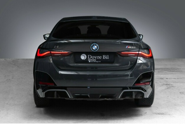 bmw-i4-m50-elektrisitet-2023-big-8
