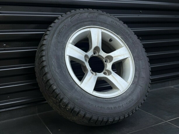 suzuki-jimny-bensin-2006-big-21