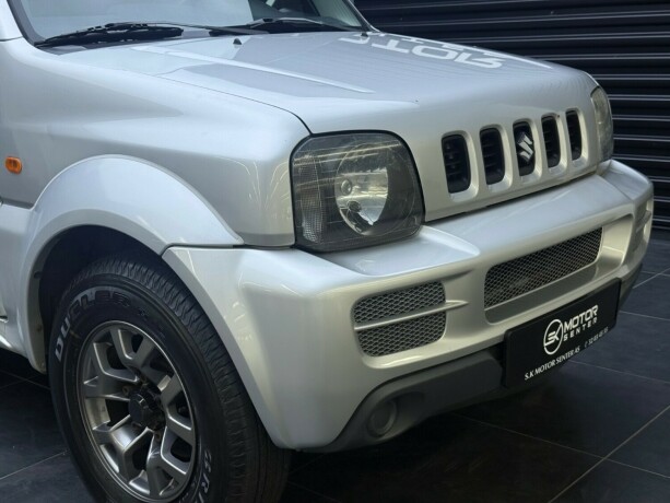 suzuki-jimny-bensin-2006-big-2
