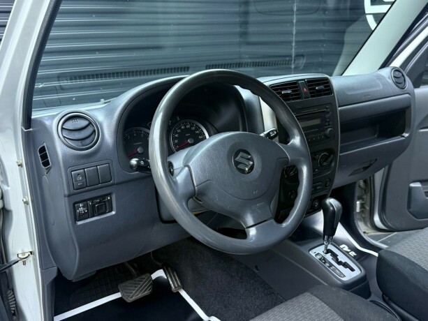 suzuki-jimny-bensin-2006-big-10