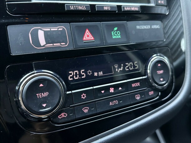 mitsubishi-outlander-elektrisitetbensin-2015-big-23