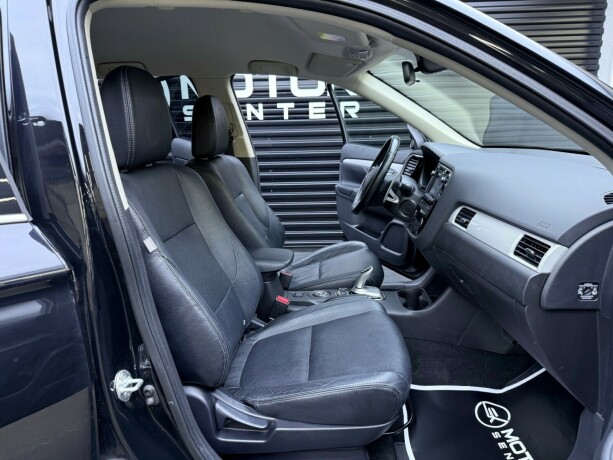 mitsubishi-outlander-elektrisitetbensin-2015-big-27