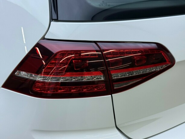 volkswagen-golf-elektrisitetbensin-2017-big-9
