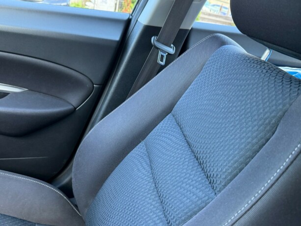 honda-civic-bensin-2011-big-20