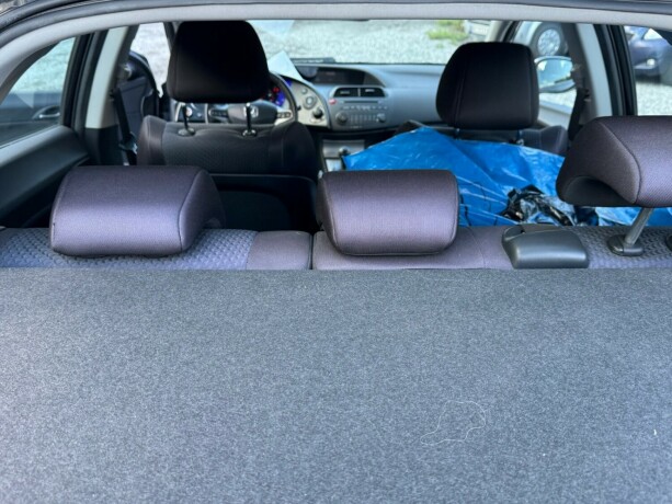 honda-civic-bensin-2011-big-22