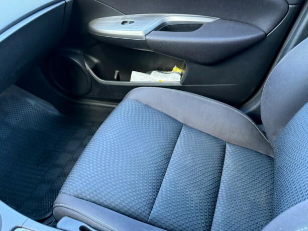 honda-civic-bensin-2011-big-15