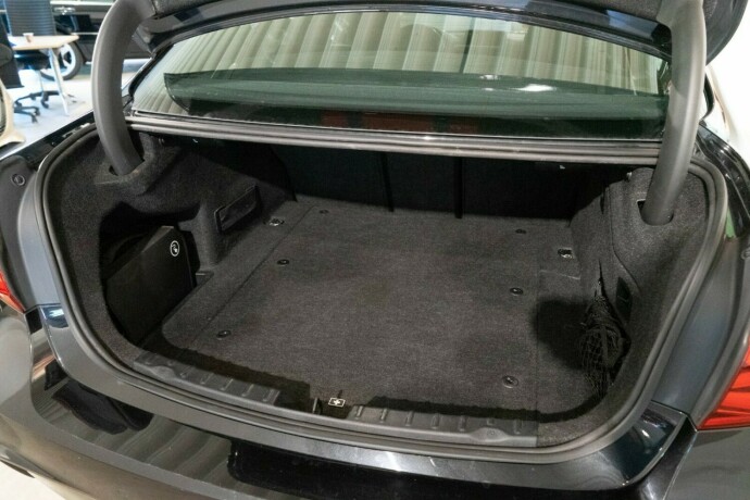 bmw-3-serie-elektrisitetbensin-2017-big-12