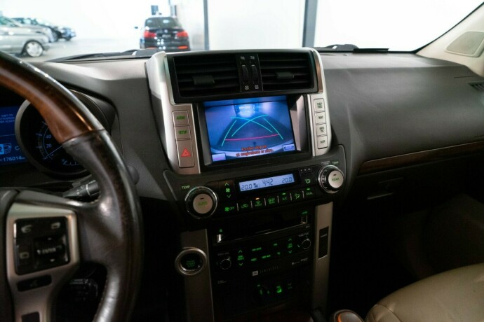 toyota-land-cruiser-diesel-2011-big-7