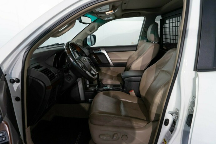 toyota-land-cruiser-diesel-2011-big-5