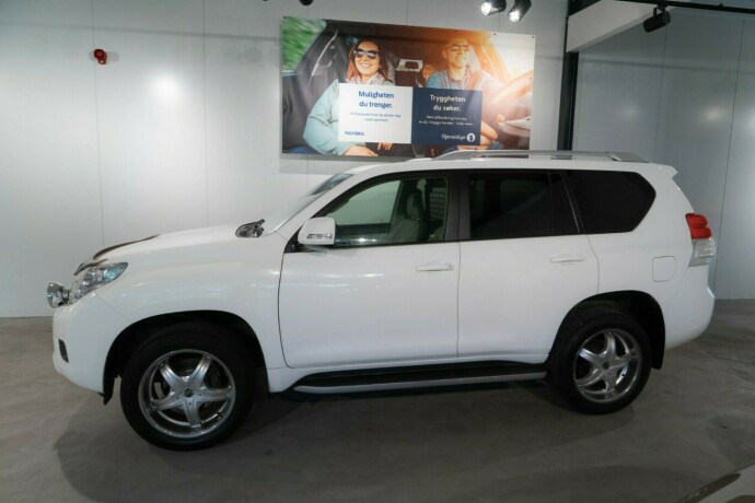 toyota-land-cruiser-diesel-2011-big-2