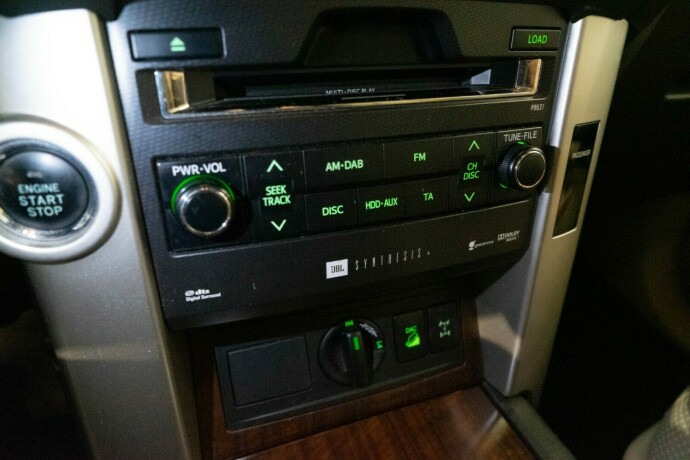 toyota-land-cruiser-diesel-2011-big-8