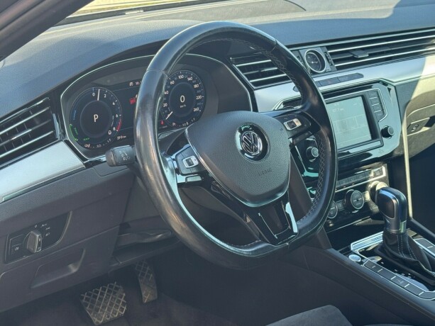 volkswagen-passat-elektrisitetbensin-2017-big-6