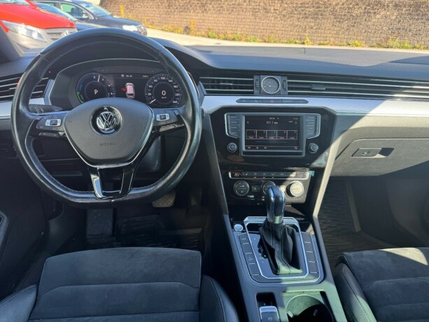 volkswagen-passat-elektrisitetbensin-2017-big-7
