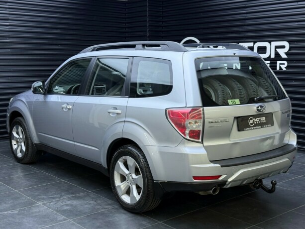 subaru-forester-diesel-2012-big-1