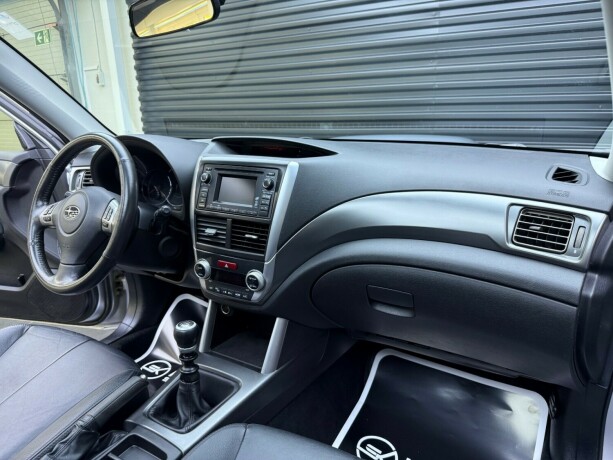 subaru-forester-diesel-2012-big-11