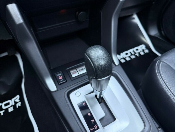 subaru-forester-bensin-2013-big-27