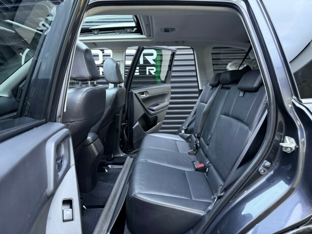 subaru-forester-bensin-2013-big-32