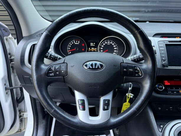 kia-sportage-bensin-2015-big-13