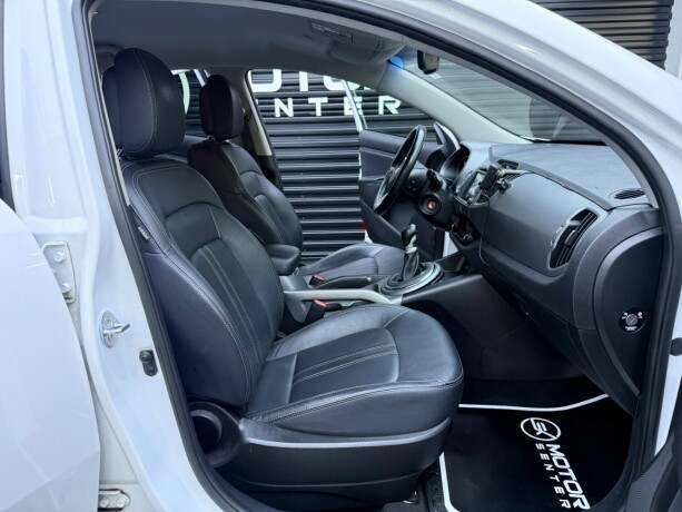 kia-sportage-bensin-2015-big-23
