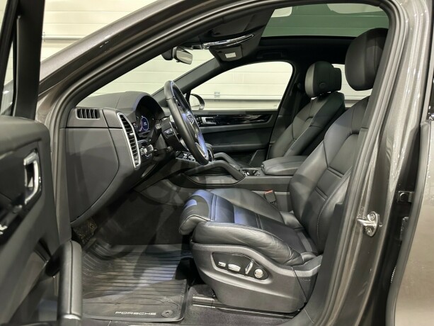 porsche-cayenne-coupe-elektrisitetbensin-2020-big-7