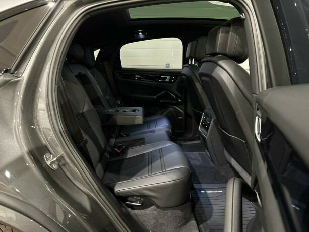 porsche-cayenne-coupe-elektrisitetbensin-2020-big-11