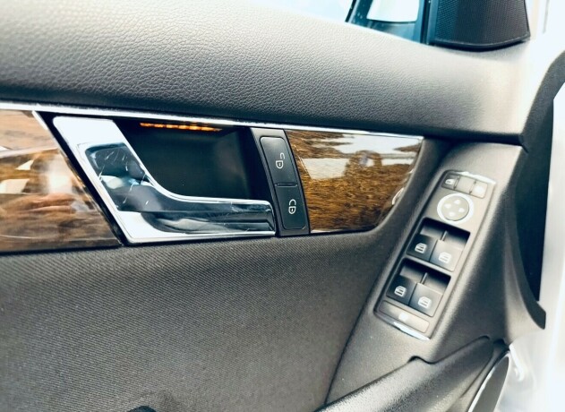 mercedes-benz-c-klasse-diesel-2008-big-24