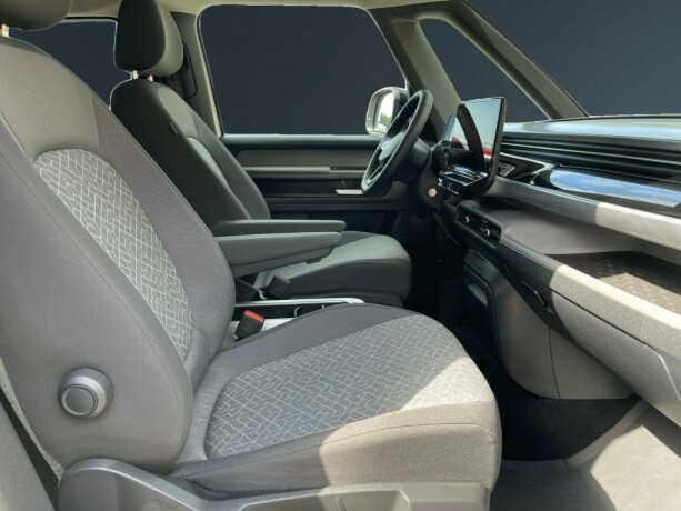 volkswagen-id-buzz-elektrisitet-2023-big-11