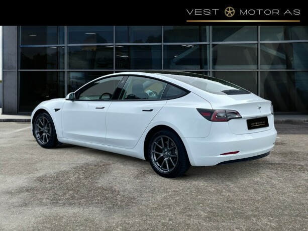 tesla-model-3-elektrisitet-2021-big-4