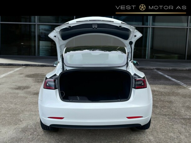 tesla-model-3-elektrisitet-2021-big-6