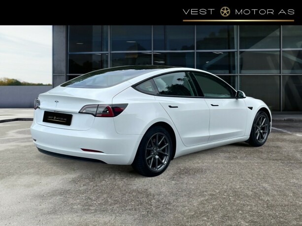 tesla-model-3-elektrisitet-2021-big-7