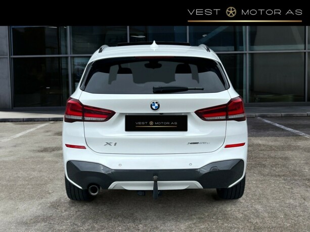 bmw-x1-elektrisitetbensin-2021-big-5