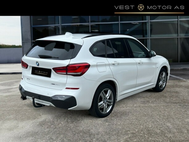 bmw-x1-elektrisitetbensin-2021-big-7