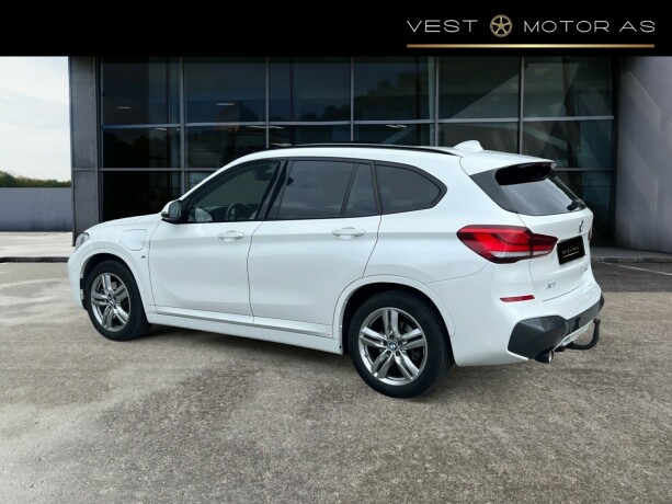 bmw-x1-elektrisitetbensin-2021-big-4