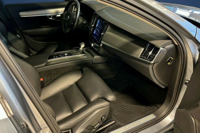 volvo-v90-diesel-2017-big-11