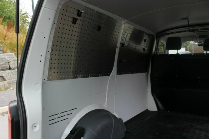 volkswagen-transporter-diesel-2020-big-7